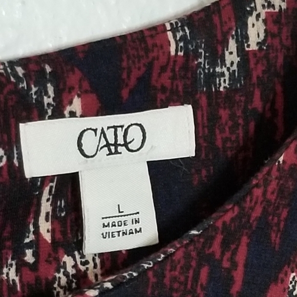 Cute Patterned Dress - Picture 3 of 4